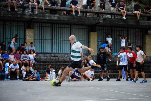 Futbal